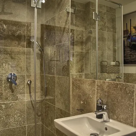 Tartaczna Deluxe Апартаменты Гданьск